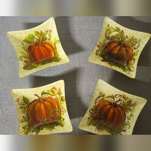 Autumn Pumpkin Decorative Plates Set